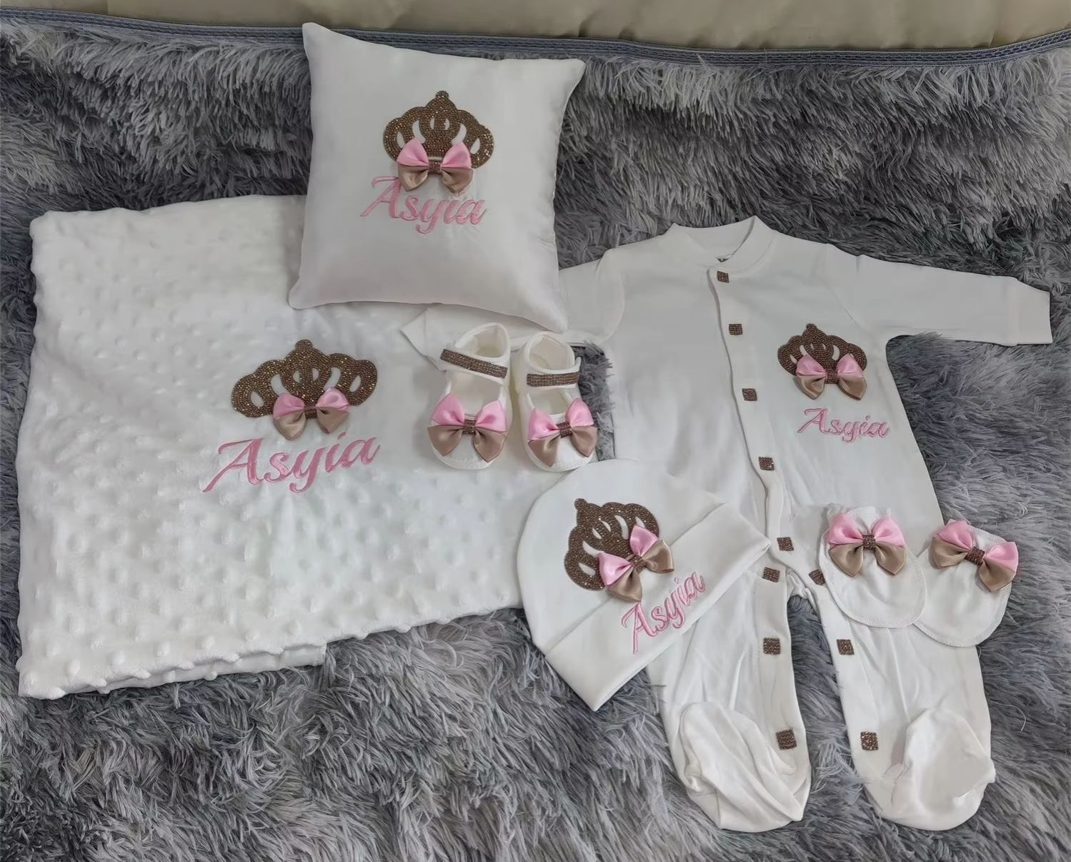 Elegant Cream Style Baby Girl  - Baby Food Jelly review and price